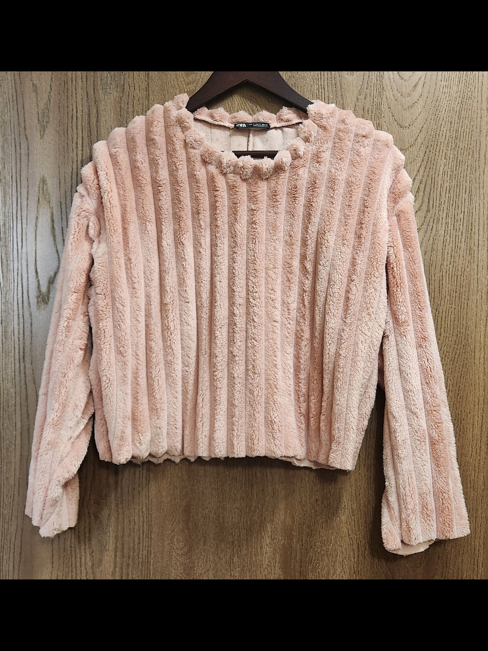 Zara Plush Ribbed Top in Peach